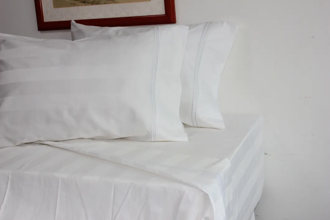 100% Combed Cotton 300 Tc 3cm Sateen Stripe Bedding Set for Hotel & Home