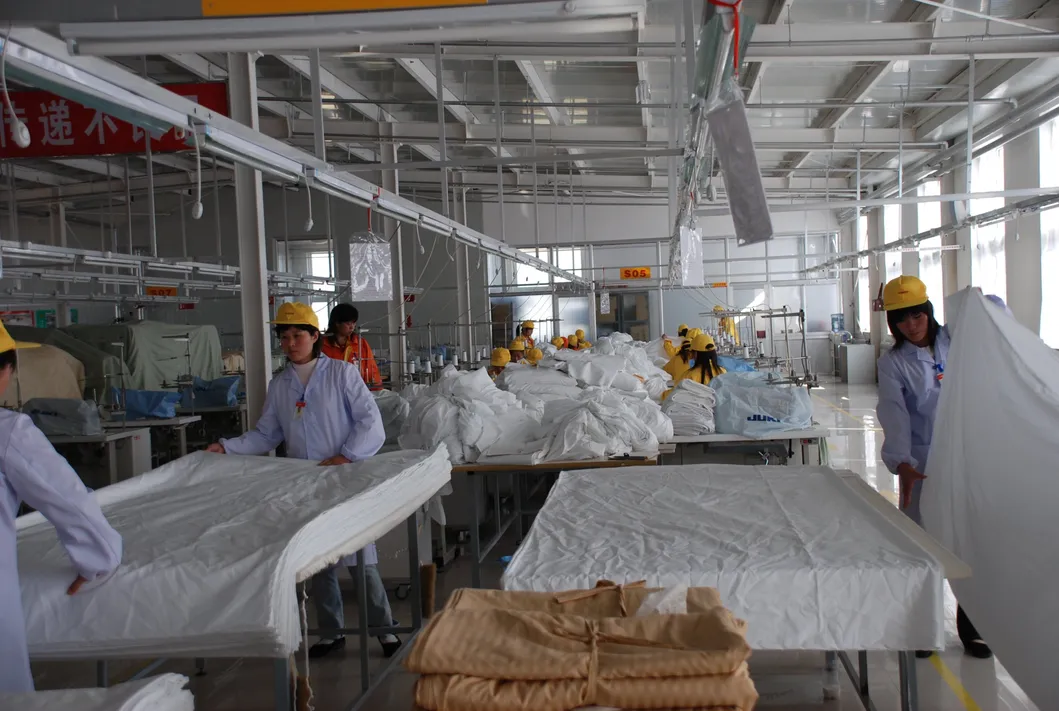 100% High Quality Bamboo Sheet Set/Cool Soft and Comfortable Bedding Set with 2 Pillowcases