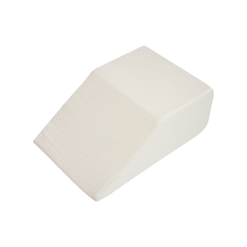 How Is a Bed Wedge Used in Everyday Sleep and Recovery Scenarios?