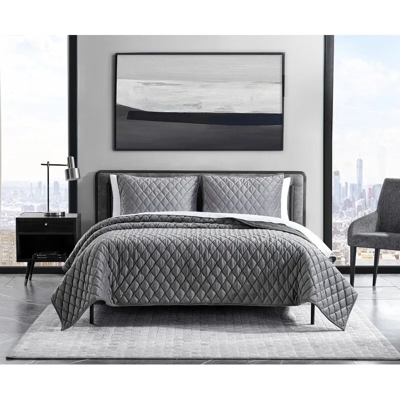COMFLIVE Diamond Velvet Microfiber Modern & Contemporary 3 Piece Quilt Set
