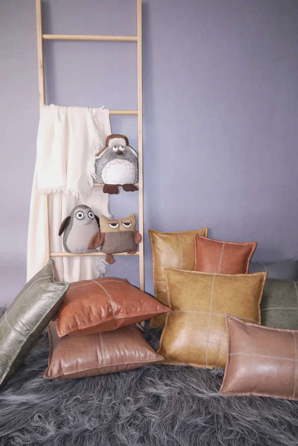 National Leopard Canvas Senior Pleasant Fake Fur Home Pillows