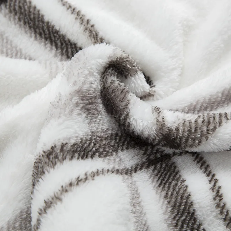 No MOQ Custom Digital Printing Polar Coral Fleece Polyester Minky Squish Plush Stretch Flannel Blankets23