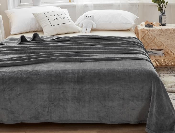Wholesale Customize Flannel Fleece Manta Cheap Embossed Oversized Throw Blanket